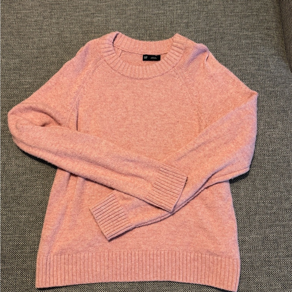 GAP Soft Heather Pink Crewneck Sweater